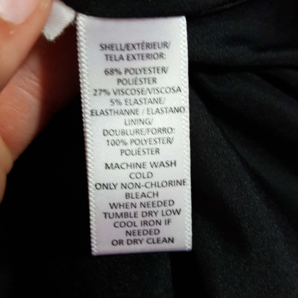 NWOT LOFT black double button skirt size 2 - Picture 4 of 4